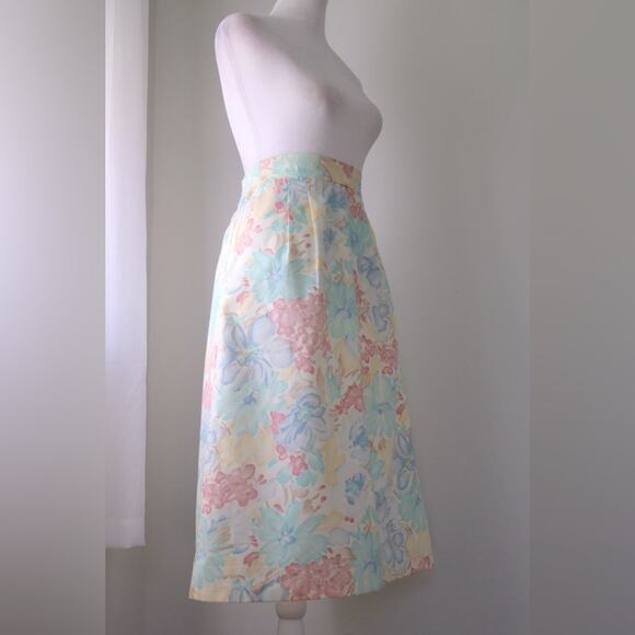 Vintage ‘70s Sears Skirts That Fit Pastel Floral Print A-Line Knee Length Skirt - Picture 4 of 9